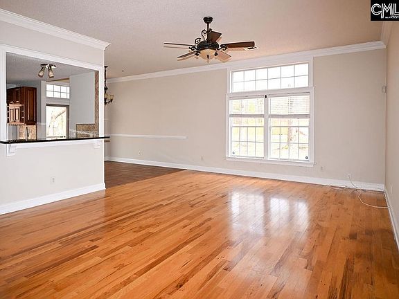 4th image of 88 Running Deer Rd