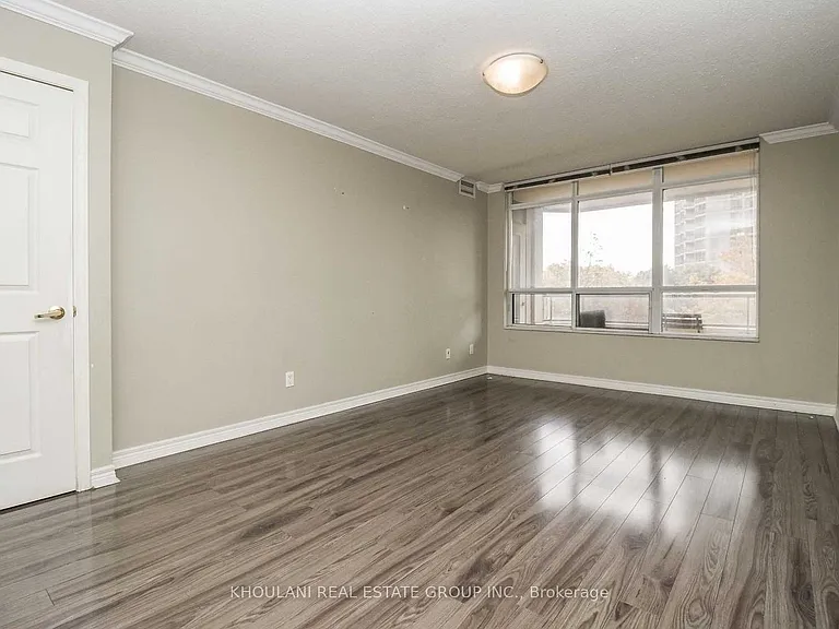 35 Kingsbridge Garden Cir #312 — Photo 19