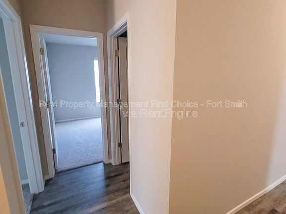 4th image of 8218 Melody Ln