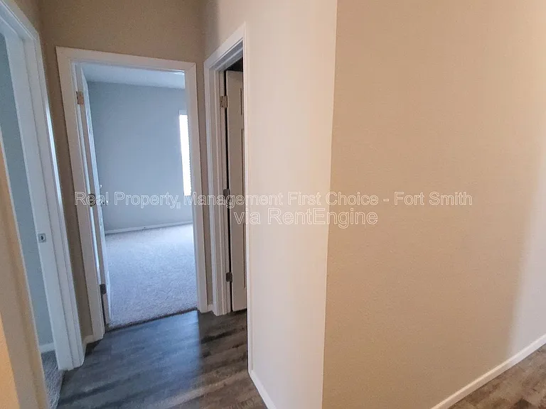 8218 Melody Ln — Photo 4