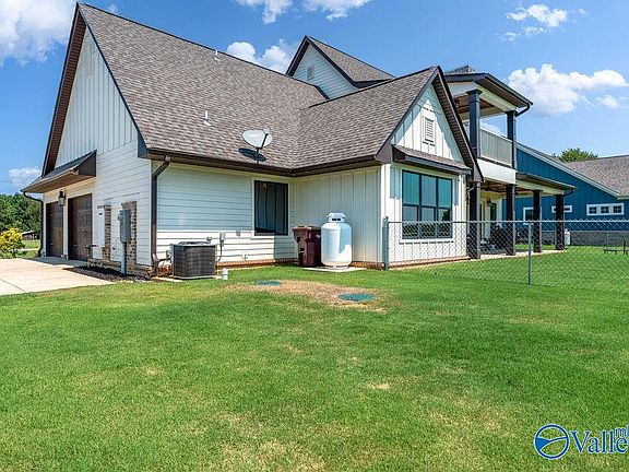 5th image of 22086 Shipley Hollow Rd