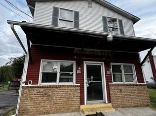 11495-1 Leetown Rd, Kearneysville, WV 25430