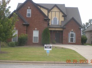 8705 Highlands Dr, Trussville, AL 35173