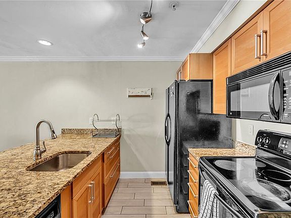 3rd image of 2348 Bays Edge Ave