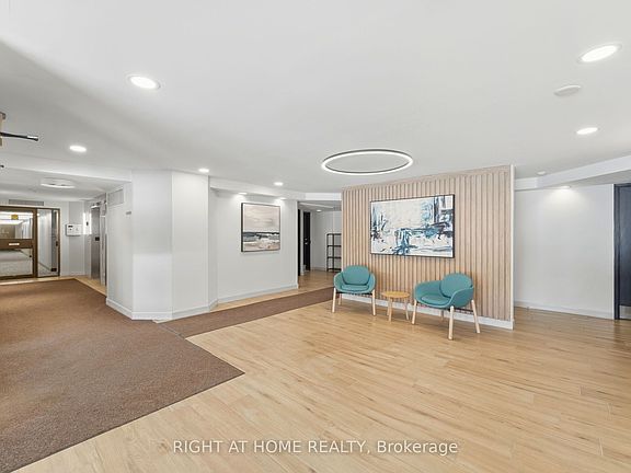 4th image of 225 Alvin Rd N #309