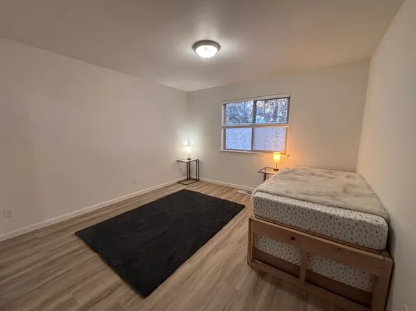 (undisclosed Address), Bend, OR 97703