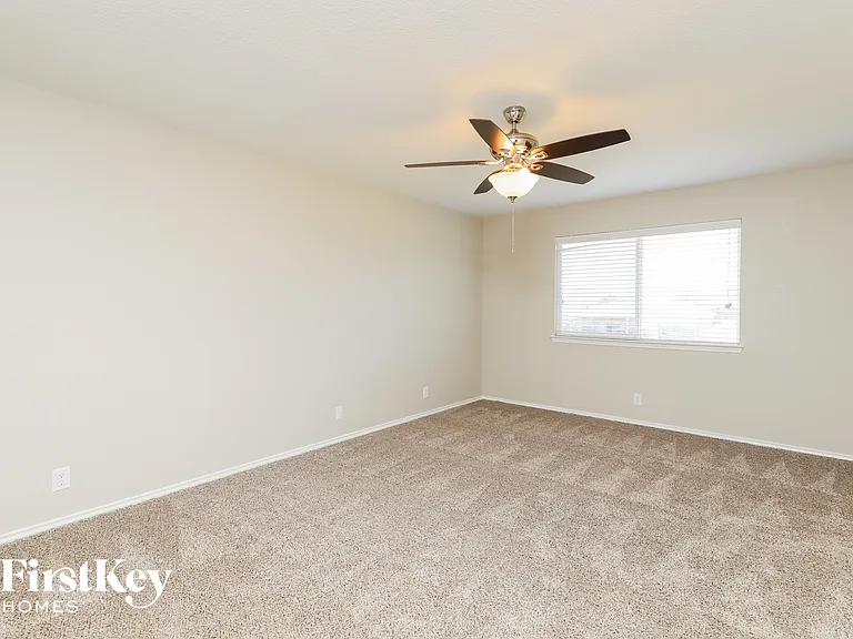 9803 Wolff Run — Photo 7