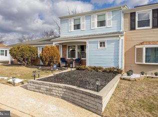 16 Rambler Ct, Willingboro, NJ 08046