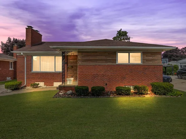 5715 Rouge Cir, Dearborn Heights, MI 48127