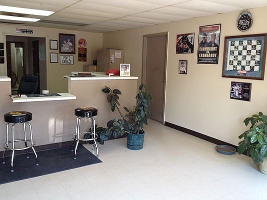 3rd image of 2498 University Parkway