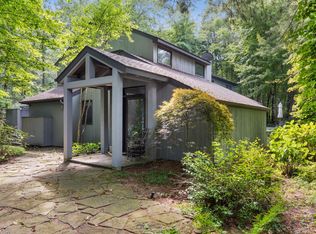 13770 Rea Ave, Harbert, MI 49115
