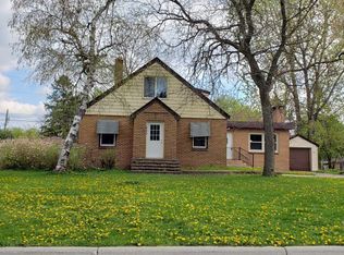 2170 Burr St, Saint Paul, MN 55117