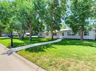 703 Horlock St, Navasota, TX 77868