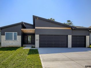 8178 S 185th St, Omaha, NE 68136