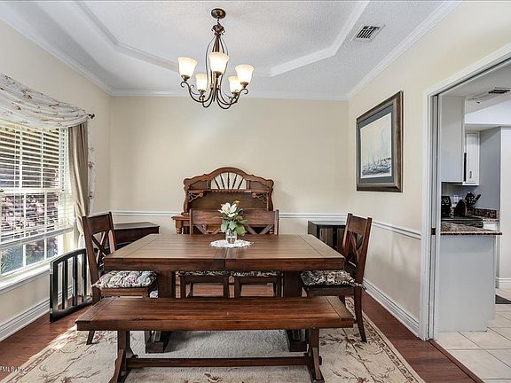 5th image of 1780 Leyburn Ct