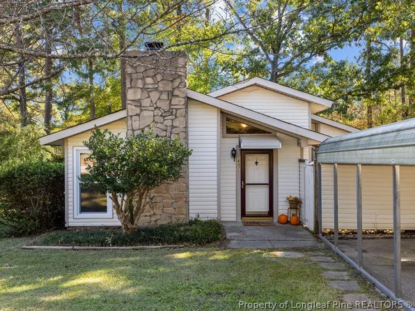 5647 McDougal Dr, Fayetteville, NC 28304