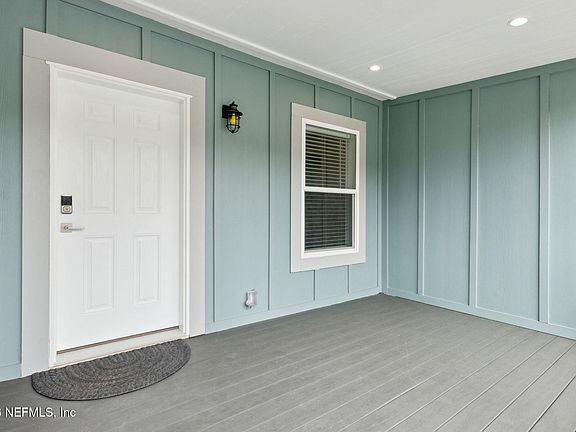 5th image of 208 LAKE GEORGE POINT Drive