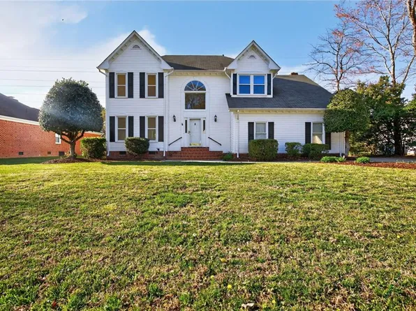 720 Dickens Pl, Chesapeake, VA 23322