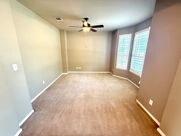 842 Windhurst — Photo 5