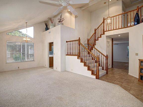 5th image of 8406 Yermo Way