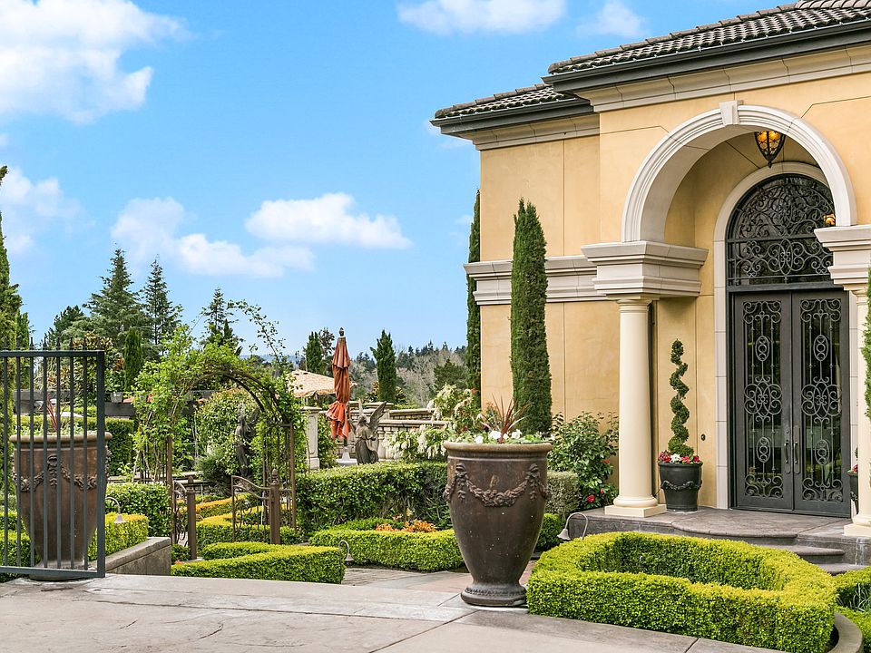 8638 NE 19th Pl, Clyde Hill, WA 98004 Zillow