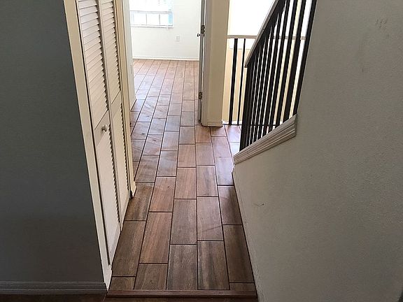 2nd image of 5601 Bentgrass Dr Unit 116