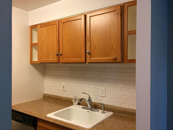 2nd image of 102 Duvall Ln