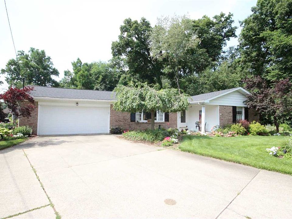 1st image of 23186 Greenleaf Blvd