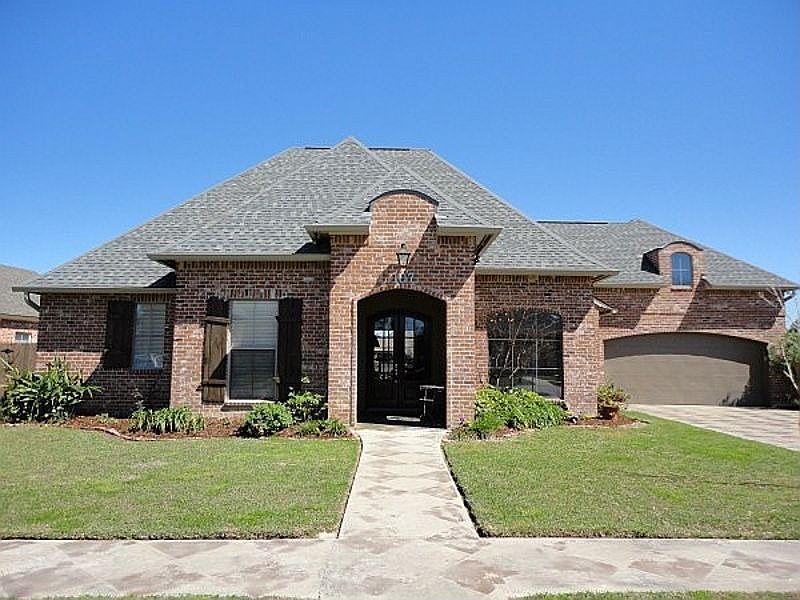 1st image of 107 Fountain View Dr