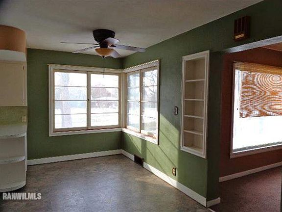 4th image of 95 N Stephenson St