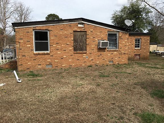 2nd image of 20521 Masontown Dr