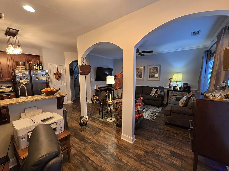 Olde Brownstone Ct — Photo 9
