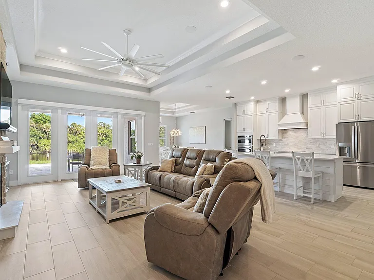 12955 SW Kanner Hwy — Photo 31