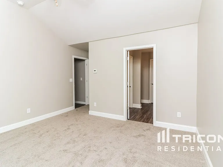 Tricon Macland Township — Photo 40