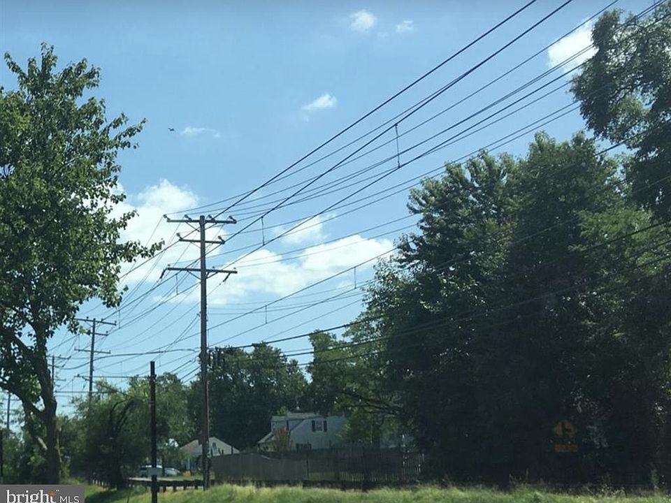 2nd image of Greenwood Ave