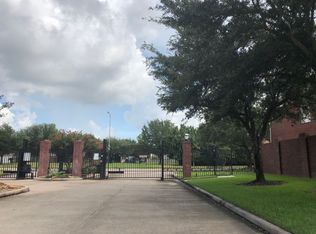 14811 Woodmill Pl, Houston, TX 77082