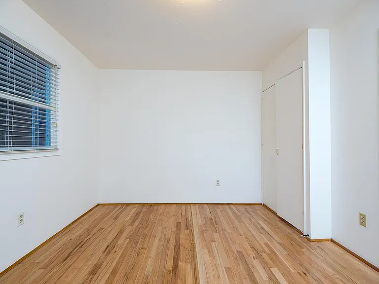 The Waverleigh Apartments — Photo 41