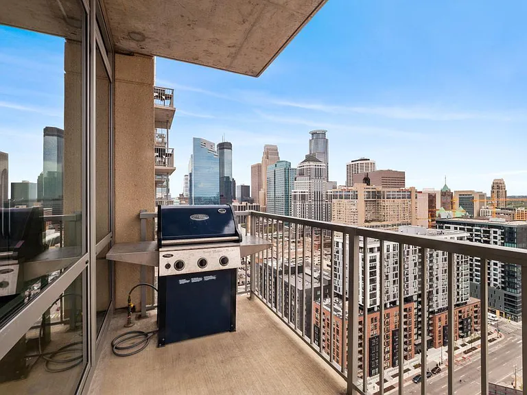 929 Portland Ave #2405 — Photo 3