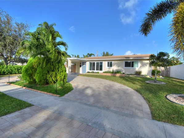 1658 SE 10th Avenue, Deerfield Beach, FL 33441