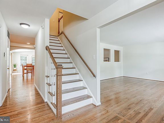 3rd image of 5313 Kaywood Ct