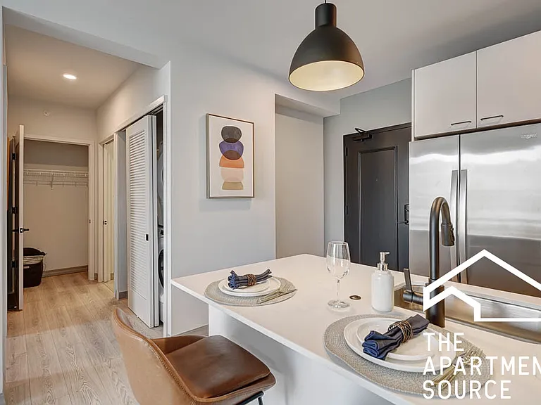 2155 N Elston Ave #1 — Photo 5