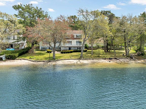 5th image of 9 Eagle Hill Drive