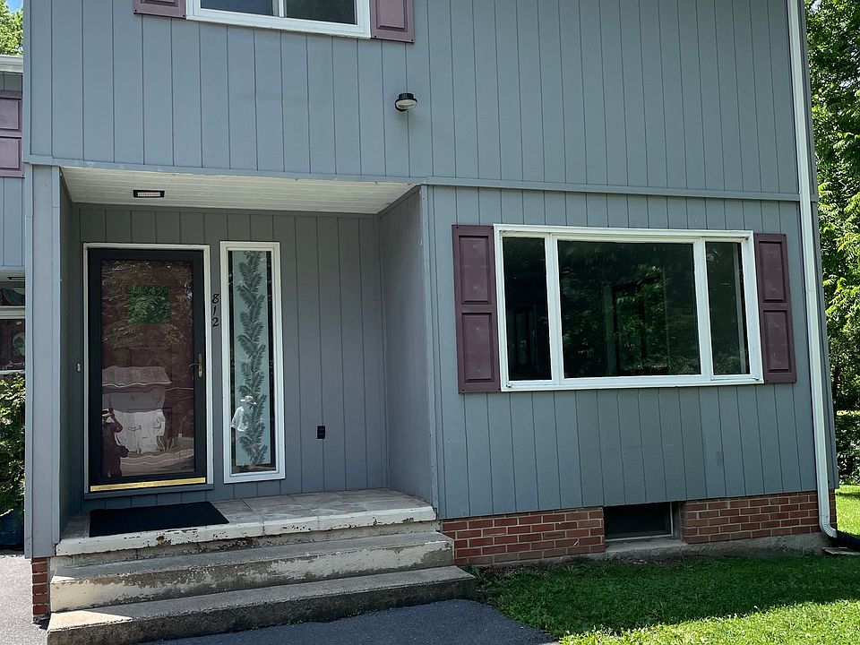 1st image of 812 Elmwood St