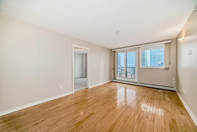 10303 105 Street - Downtown Condo — Photo 4