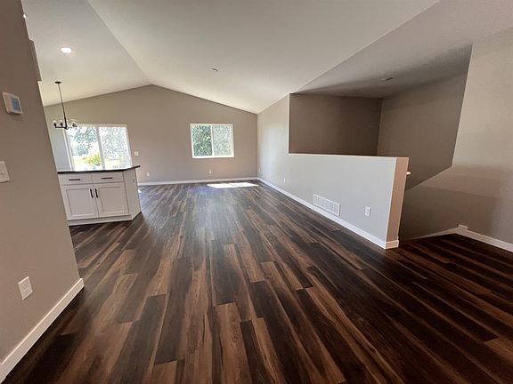 3rd image of 245 Nielsen Lane