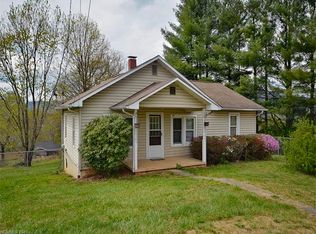 506 Circle Dr, Canton, NC 28716