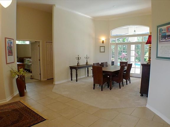 3rd image of 707 Golfpoint Dr