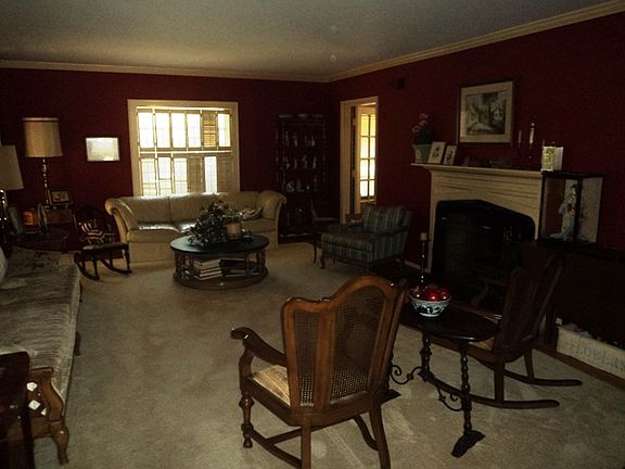 2nd image of 134 Elmwood Ave