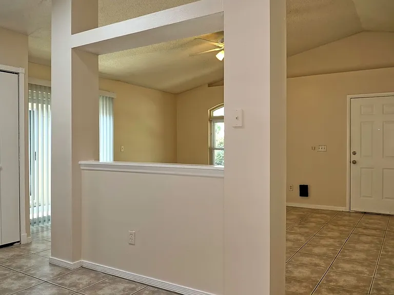 551 Carambola Ave — Photo 5