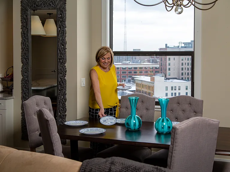 McKay Tower Furnished Apartments — Photo 11